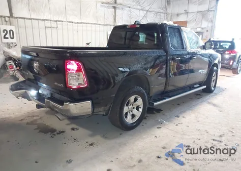 2020 Ram 1500 Big Horn 4X4 6'4 Box z USA, uszkodzony, nr VIN 1C6SRFBT5LN145803